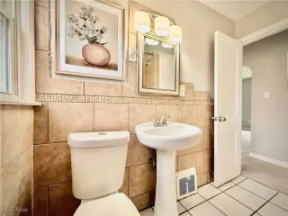 Propiedad en alquiler con 2 habitaciones y 1 baño en Akron