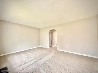 Propiedad en alquiler con 2 habitaciones y 1 baño en Akron