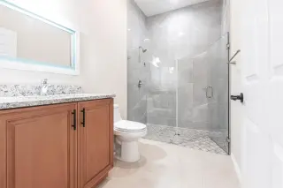 Propiedad en alquiler con 4 habitaciones y 4 baños en Bonita Springs