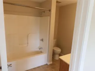 Propiedad en alquiler con 4 habitaciones y 2.5 baños en Independence