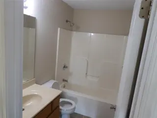 Propiedad en alquiler con 4 habitaciones y 2.5 baños en Independence