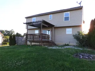 Propiedad en alquiler con 4 habitaciones y 2.5 baños en Independence