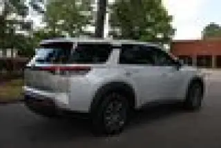2022 Nissan Pathfinder
