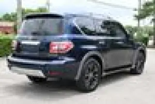 2017 Nissan Armada