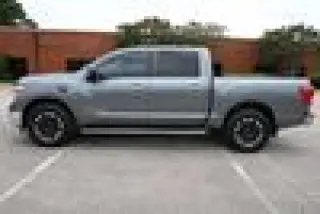 2017 Nissan Titan