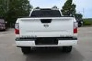 2021 Nissan Titan