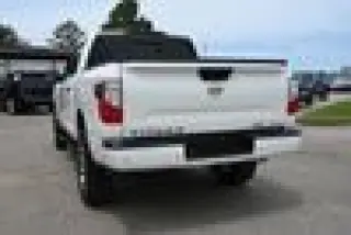 2021 Nissan Titan