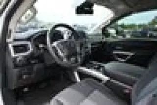 2021 Nissan Titan