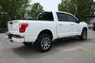 2021 Nissan Titan