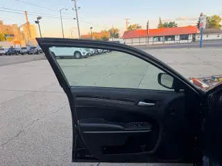 2013 Chrysler 300