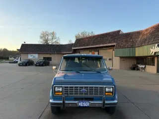 1985 Ford E150