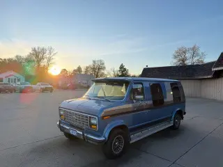 1985 Ford E150