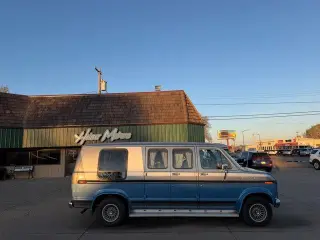 1985 Ford E150