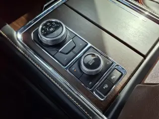 Ford Expedition 2020 4x4 King Ranch 4dr SUV