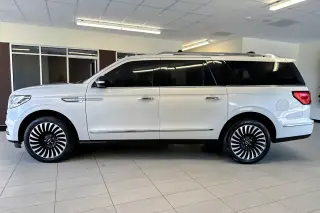 Lincoln Navigator L 2019 4x4 Reserve 4dr SUV