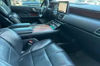 Lincoln Navigator L 2019 4x4 Reserve 4dr SUV