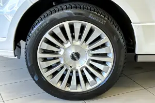 Lincoln Navigator L 2015 4x4 4dr SUV