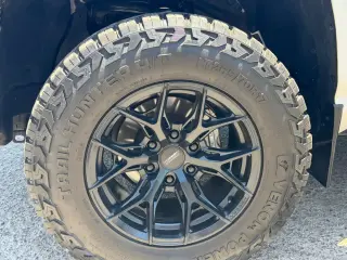 Toyota Tacoma 2024 4x2 SR5 4dr Double Cab 5.0 ft SB