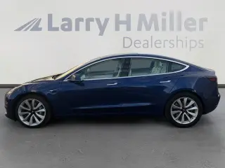 Tesla Model 3 2019 AWD Performance 4dr Fastback