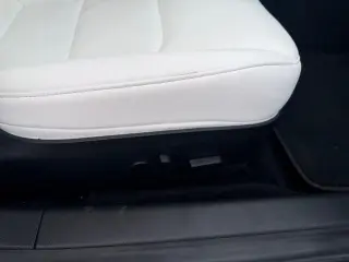 Tesla Model 3 2019 AWD Performance 4dr Fastback