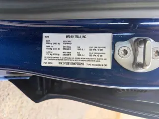 Tesla Model 3 2019 AWD Performance 4dr Fastback
