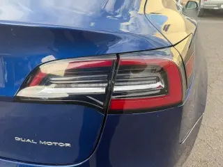 Tesla Model 3 2019 AWD Performance 4dr Fastback