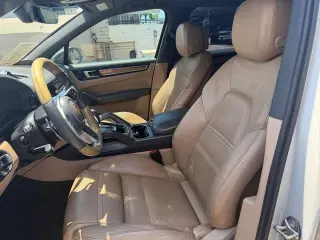 Porsche Cayenne 2020 AWD 4dr SUV