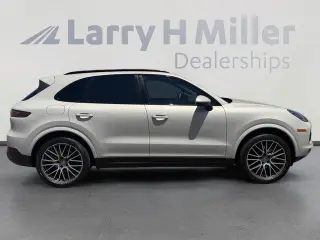 Porsche Cayenne 2020 AWD 4dr SUV
