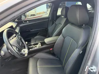 Kia K5 2025 GT 4dr Sedan