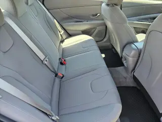 Hyundai ELANTRA 2025 SE 4dr Sedan