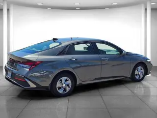 Hyundai ELANTRA 2025 SE 4dr Sedan
