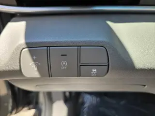 Hyundai ELANTRA 2025 SE 4dr Sedan