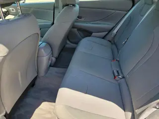 Hyundai ELANTRA 2025 SE 4dr Sedan