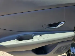 Hyundai ELANTRA 2025 SE 4dr Sedan