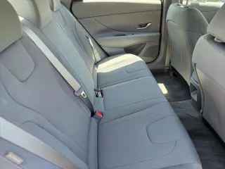 Hyundai ELANTRA 2025 SE 4dr Sedan