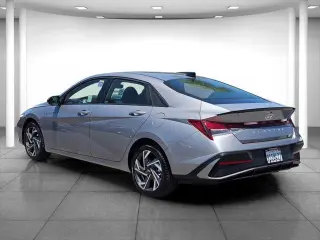 Hyundai ELANTRA 2025 SEL Sport 4dr Sedan
