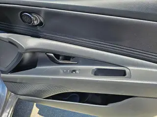Hyundai ELANTRA 2025 SEL Sport 4dr Sedan
