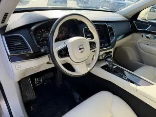 Volvo XC90 2017 AWD T6 Momentum 4dr SUV