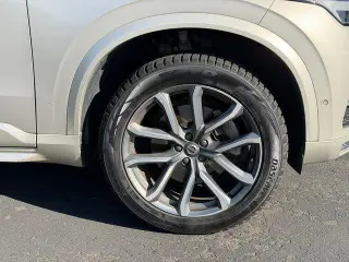 Volvo XC90 2017 AWD T6 Momentum 4dr SUV