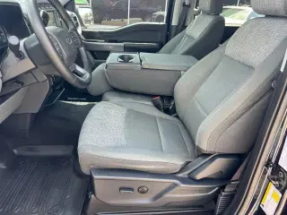 Ford F-150 2023 4x4 XL 4dr SuperCrew 6.5 ft. SB