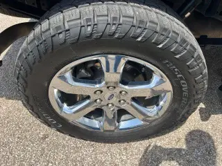 Ford F-150 2023 4x4 XL 4dr SuperCrew 6.5 ft. SB
