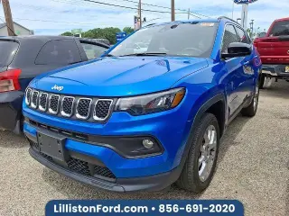 Jeep Compass 2023 4x4 Latitude Lux 4dr SUV