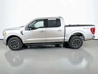 Ford F-150 2023 4x4 XL 4dr SuperCrew 5.5 ft. SB
