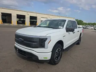 Ford F-150 Lightning 2023 AWD XLT 4dr SuperCrew 5.5 ft. SB