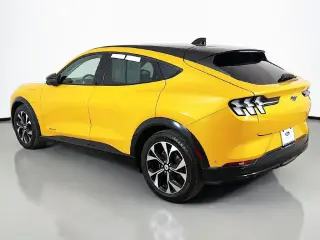 Ford Mustang Mach-E 2023 Premium 4dr SUV