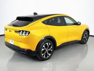 Ford Mustang Mach-E 2023 Premium 4dr SUV