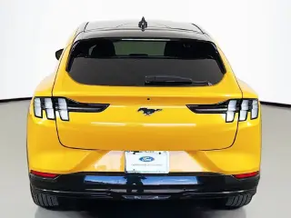Ford Mustang Mach-E 2023 Premium 4dr SUV