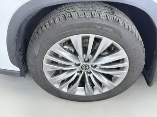 Toyota Highlander Hybrid 2022 AWD Platinum 4dr SUV