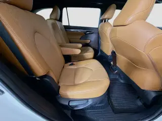 Toyota Highlander Hybrid 2022 AWD Platinum 4dr SUV
