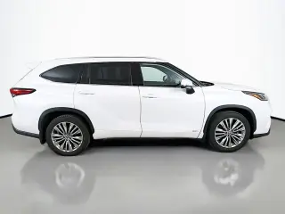 Toyota Highlander Hybrid 2022 AWD Platinum 4dr SUV